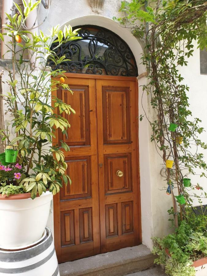 Lipari Suite Apartament Ngoại thất bức ảnh